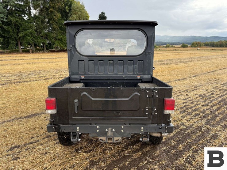 2022-mahindra-roxor-4x4-utv-image-4