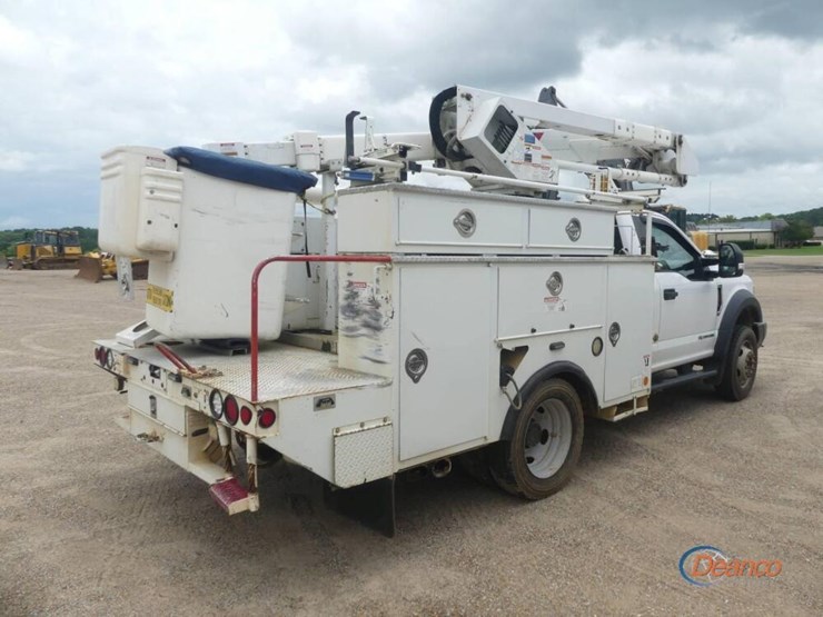 2017-ford-f550-image-2