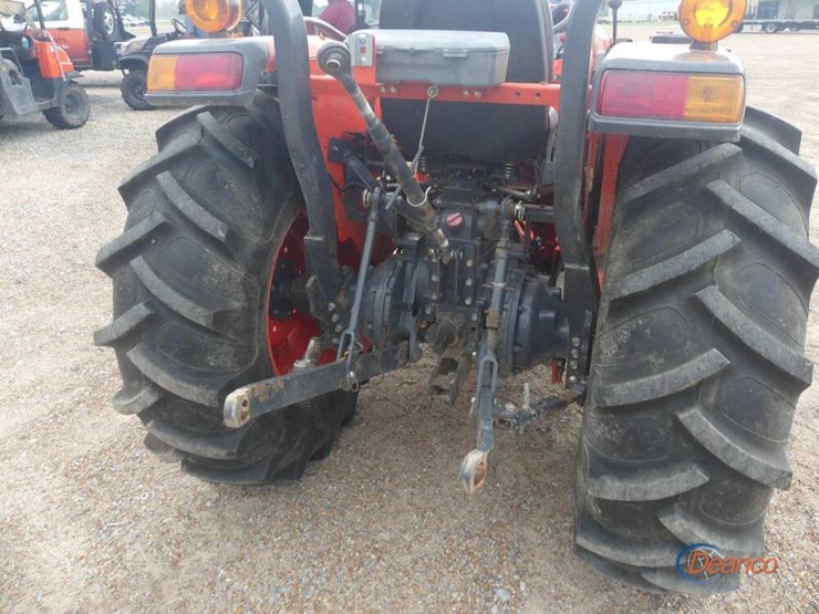 2016-kubota-l4701dt-image-13