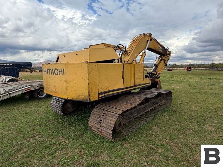 1985-hitachi-uh07-lc-7-image-4