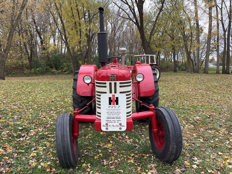 1957-international-350-image-2
