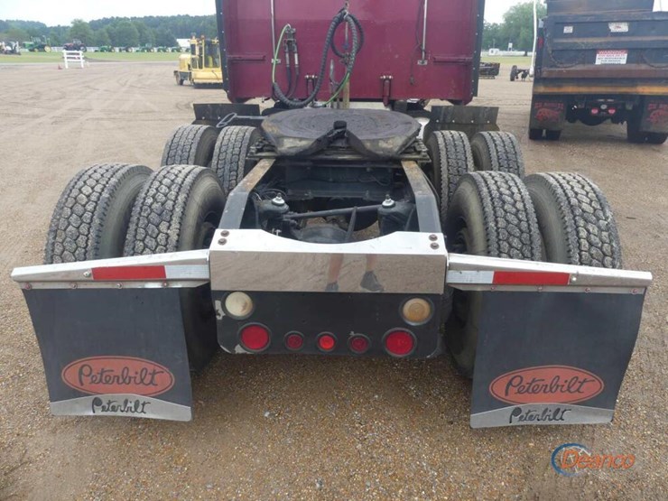 2006-peterbilt-379-image-7