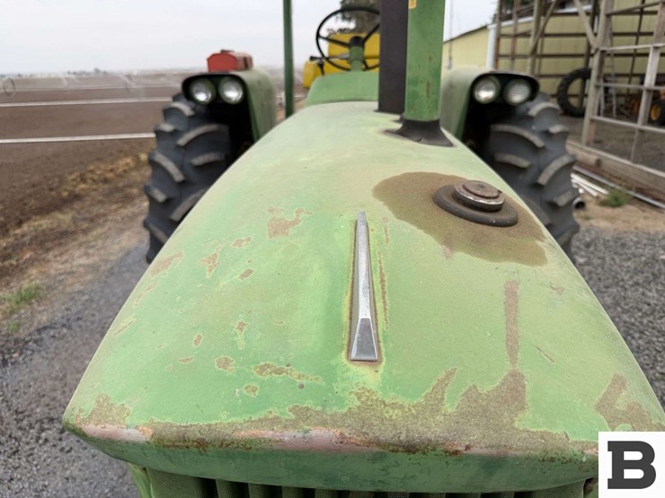 john-deere-3010-image-59