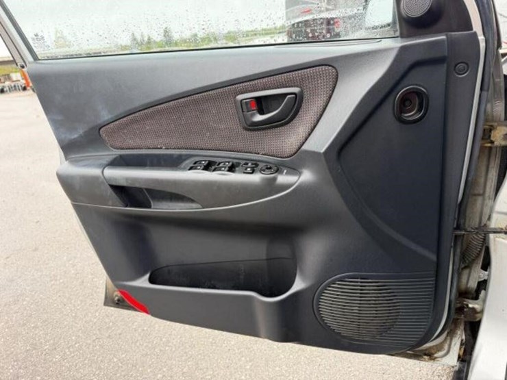 2007-hyundai-tucson-image-10
