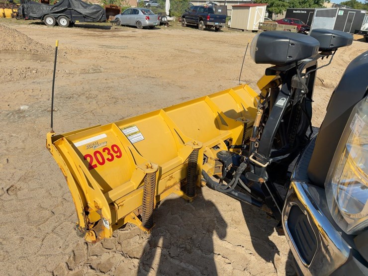 2012-ford-f550-xl-image-10