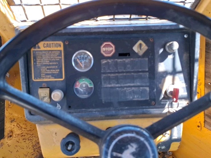 1993-deere-640e-image-20