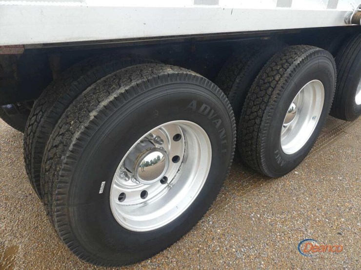 2019-kenworth-t880-image-9