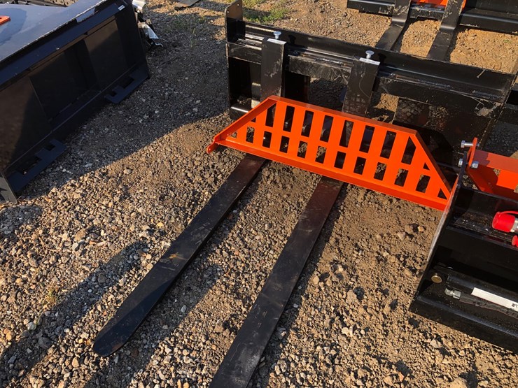 #87-•-hd-48”-pallet-forks-image-1