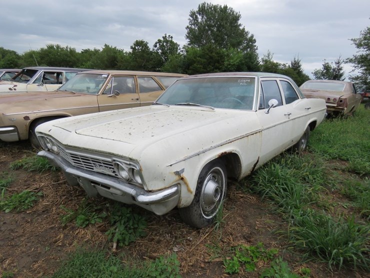 1966-chevrolet-belair-4dr-sedan-image-6