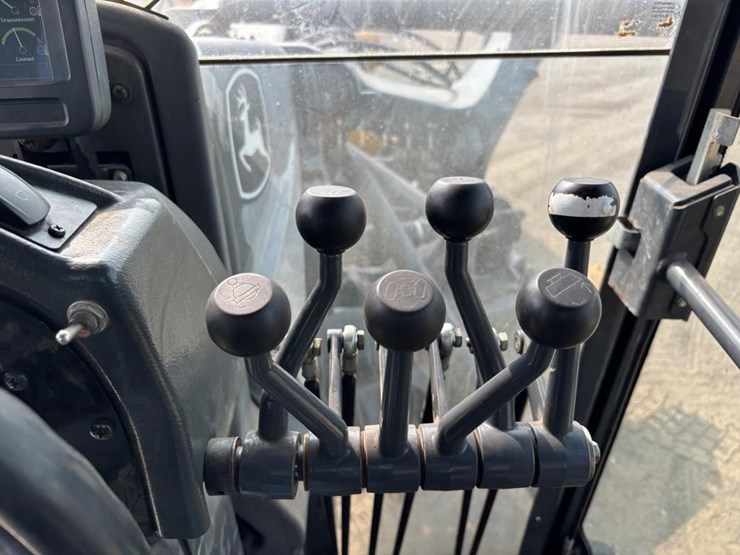 2009-deere-772g-image-53