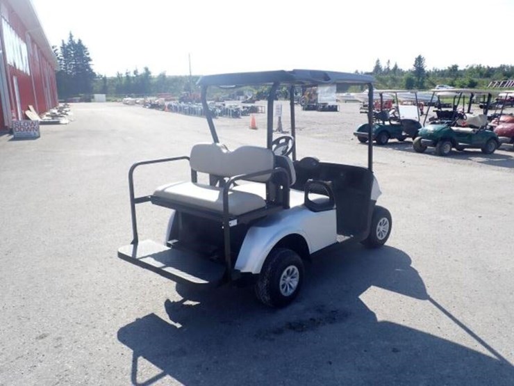 2021-e-z-go-rxv-4-passenger-gas-golf-cart-5621831-image-5