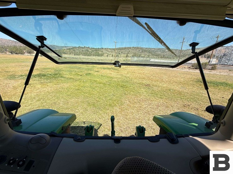 2016-john-deere-6155r-image-71