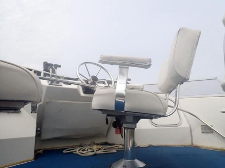 1989-searay-340-sedan-bridge-flybridge-serr1759e98-image-19