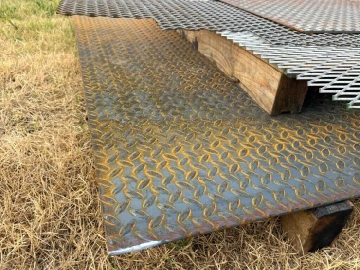 8'x4'-diamond-plate-sheet-metal---assort-of-metal-image-3