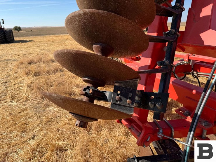 2012-kuhn-krause-8200-twin-offset-disc-image-21