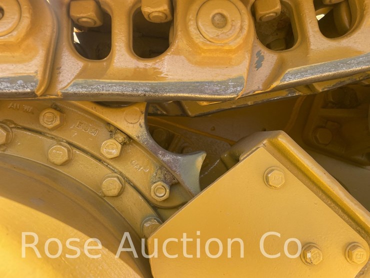 2020-caterpillar-963k-image-17