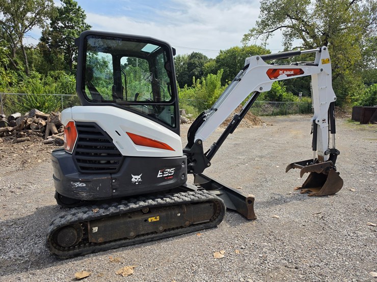 2022-bobcat-e35-image-8