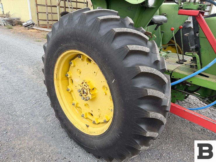 1978-john-deere-2840-image-46