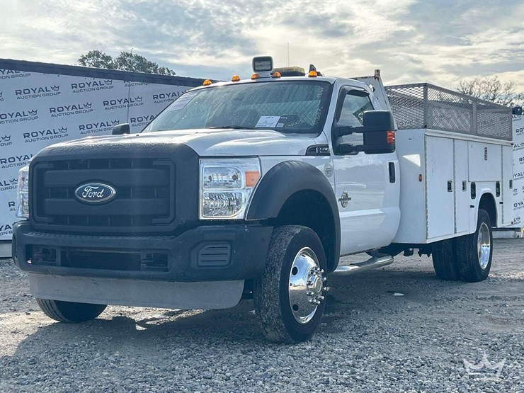 2012-ford-f550-image-2