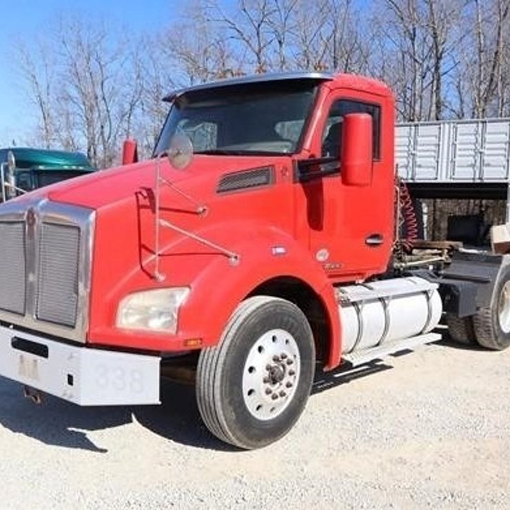 2015 KENWORTH T880