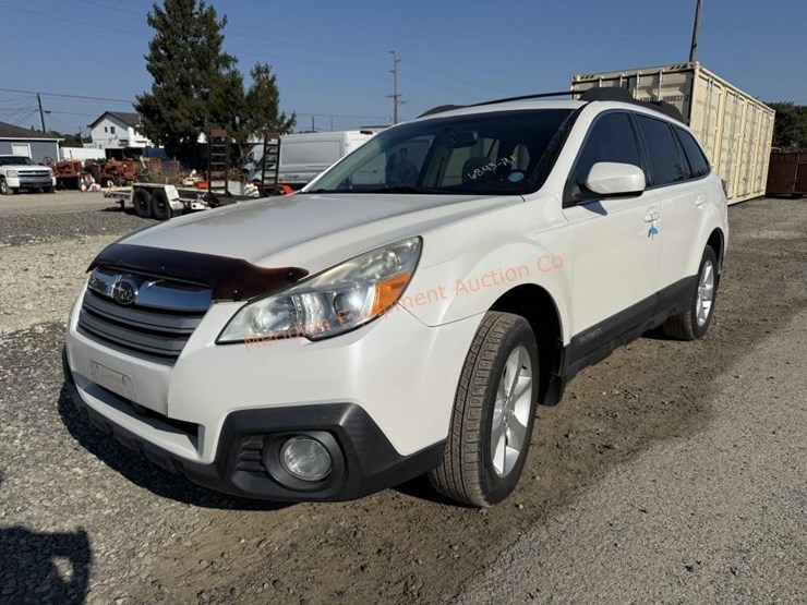 2013-subaru-outback-image-1