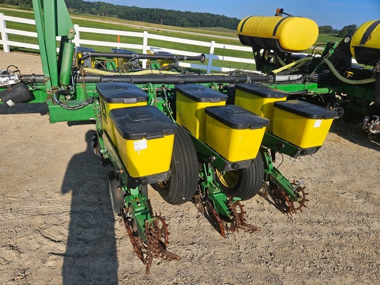 john-deere-1770-image-26