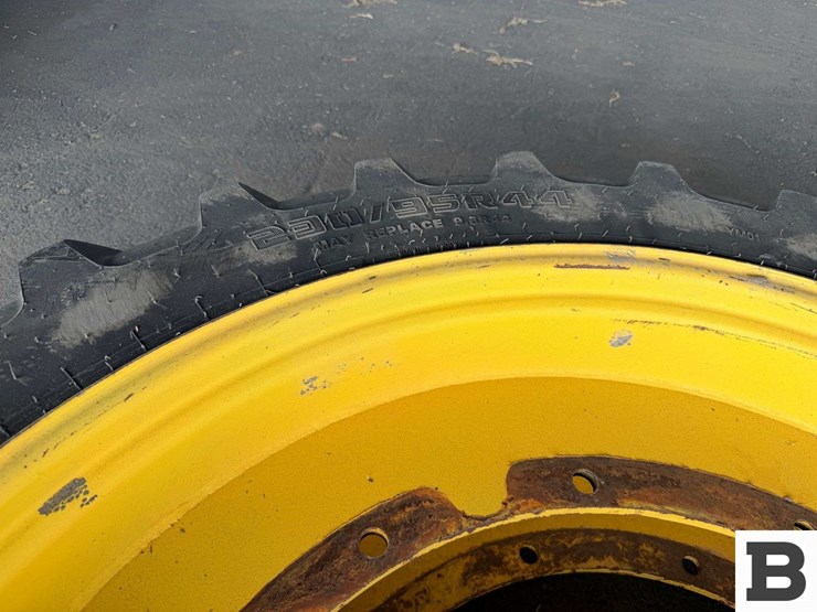 ..farmam-rc-230-95r44-tires---hermiston,-or-image-9