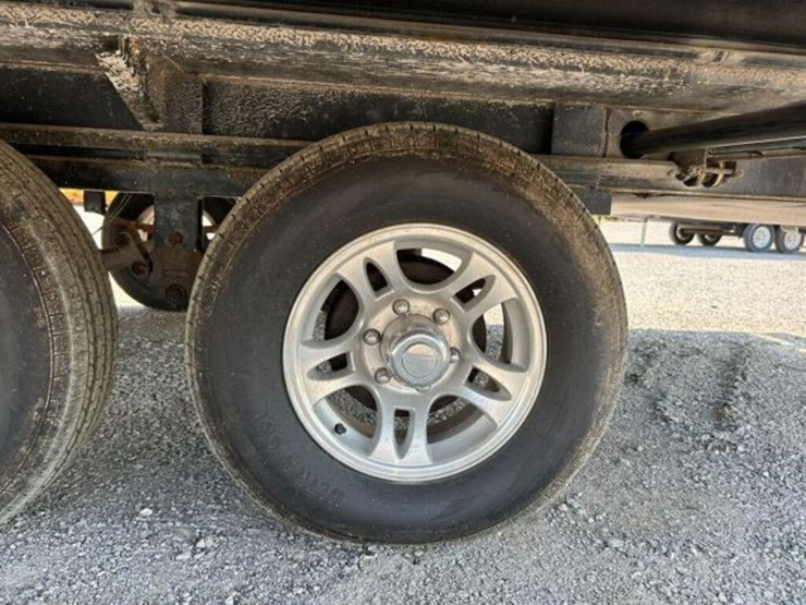 2010-keystone-laredo-28rbs-t/a-travel-trailer-4ydt-image-38