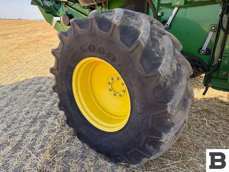 2014-john-deere-s660-image-46