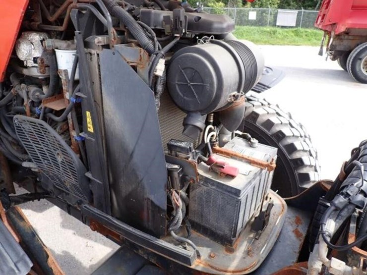 2021-kubota-m4-071-image-34