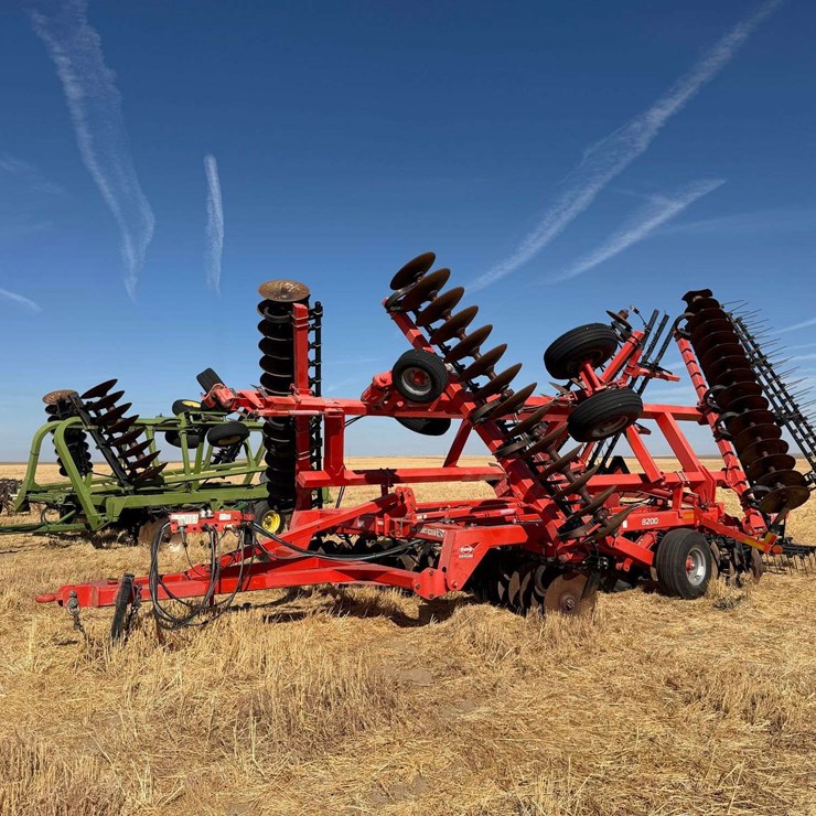 2012 Kuhn Krause 8200 Twin-Offset Disc