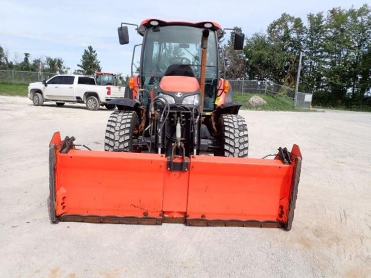 2021-kubota-m4-071-image-2
