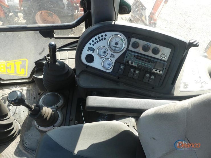 jcb-3cx-image-25