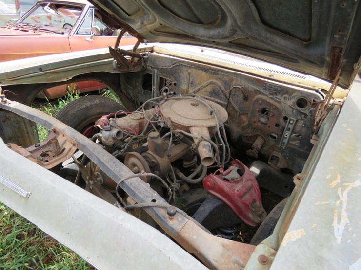1965-chevrolet-impala-ss-2dr-ht-image-12