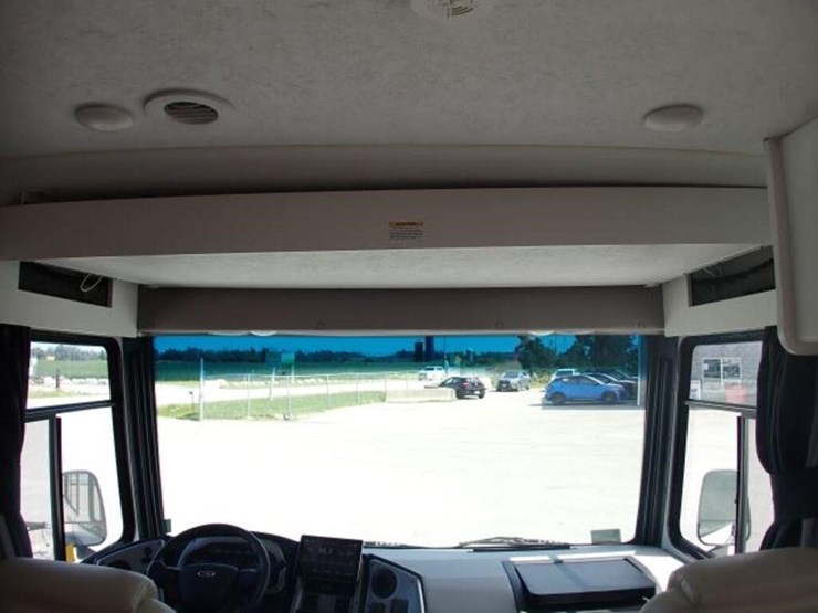 2021-coachmen-pursuit-class-a-motorhome-1f64f5dn1m-image-64