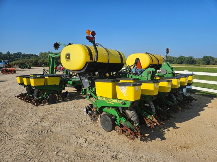 john-deere-1770-image-3