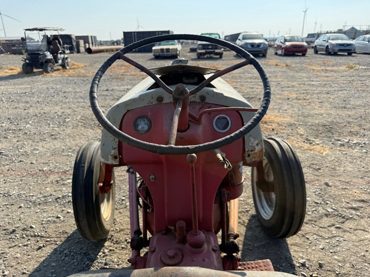 ford-tractor-image-11