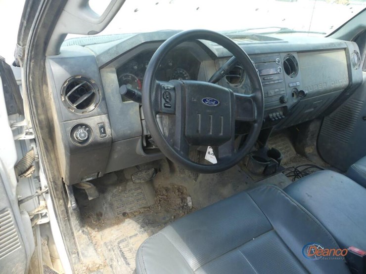2011-ford-f350-image-8