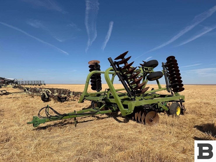 john-deere-twin-offset-disc-image-2