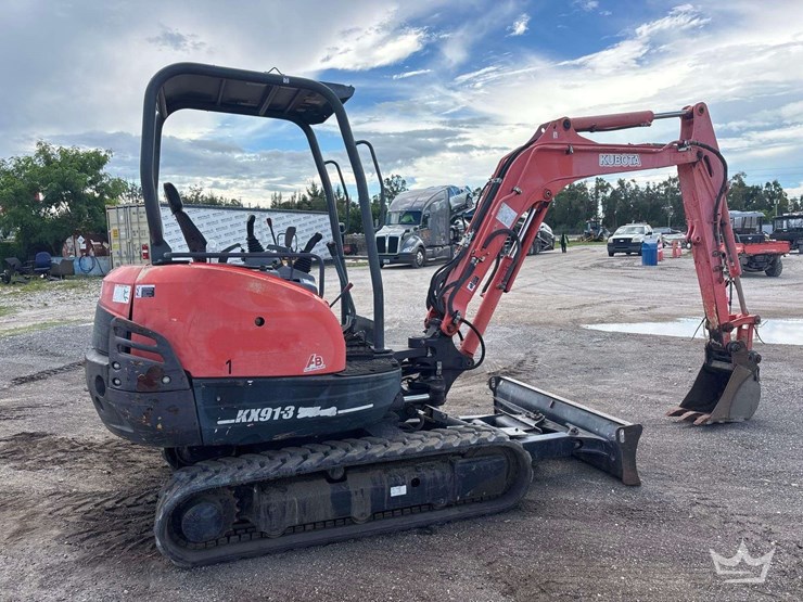 2014-kubota-kx91-3s2-image-4