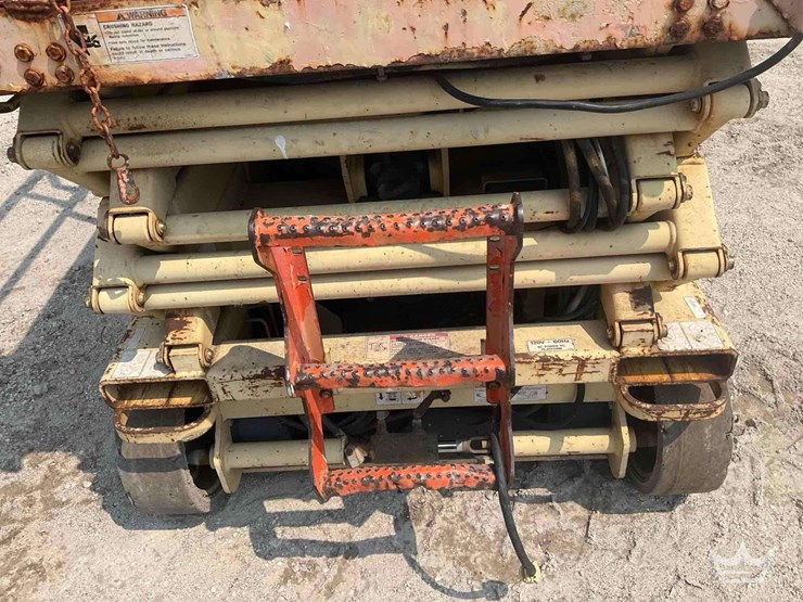 2000-jlg-2646e2-image-15