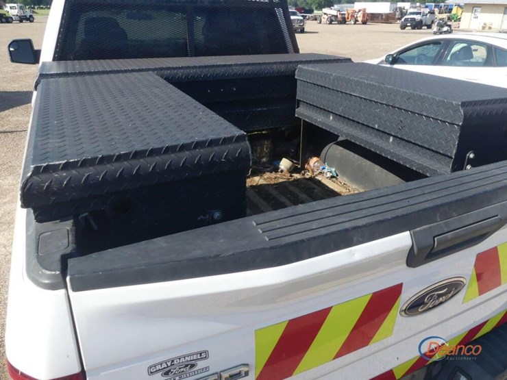 2016-ford-f150-image-4