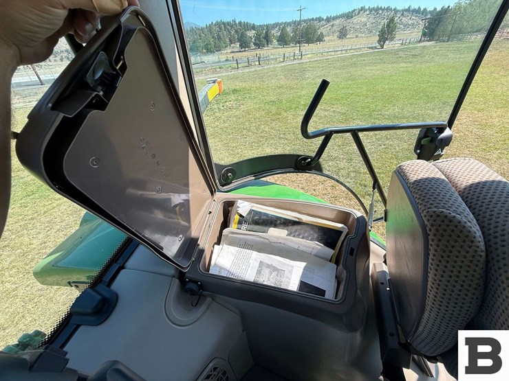 2016-john-deere-6155r-image-85