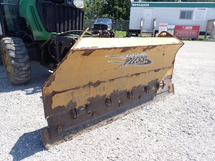 john-deere-3520-image-44