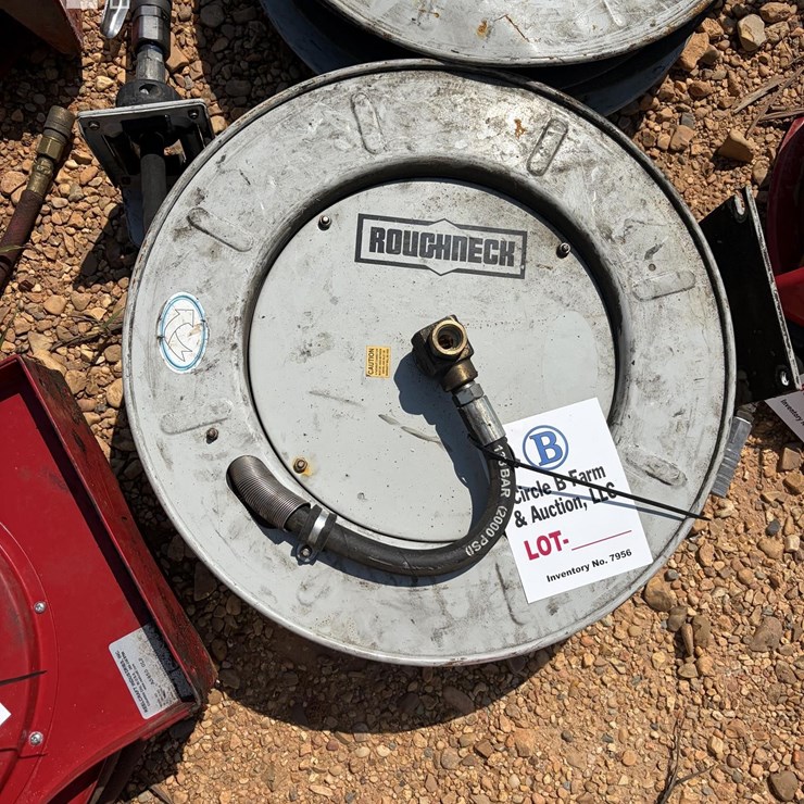 ROUGHNECK HOSE REEL W/ HOSE