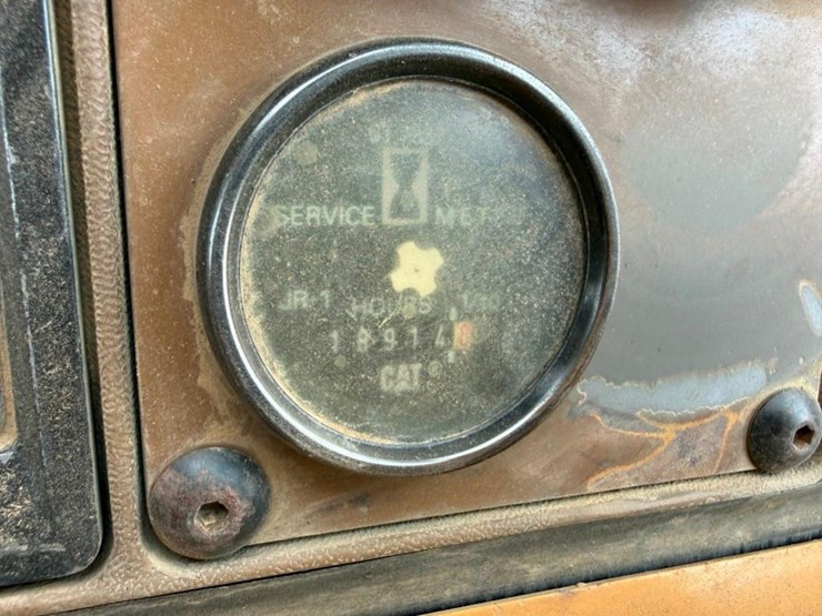 caterpillar-953b-image-22
