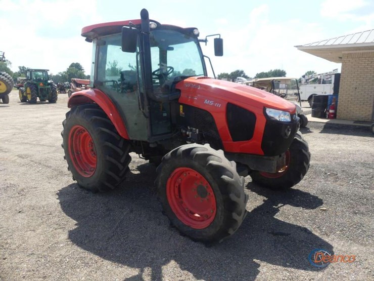 2022-kubota-m5-111d-image-9