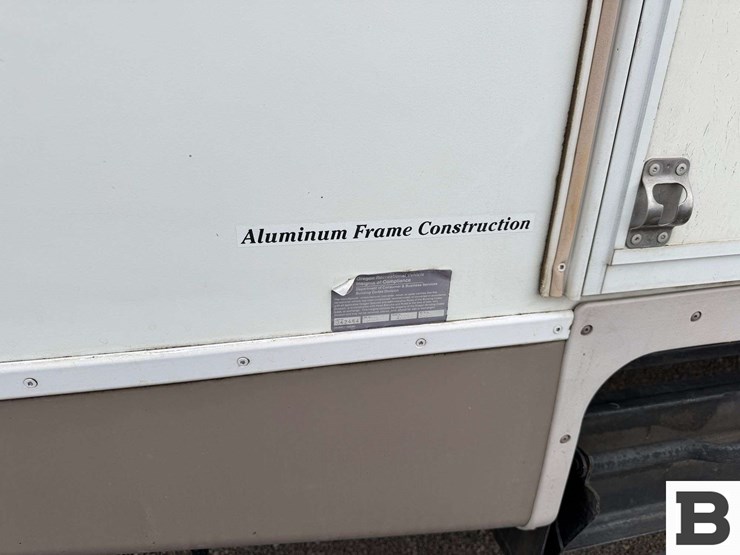 2004-fleetwood-wilderness-advantage-travel-trailer-image-26
