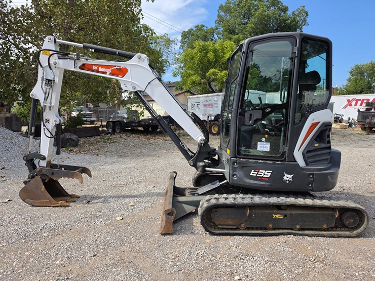 2022-bobcat-e35-image-3