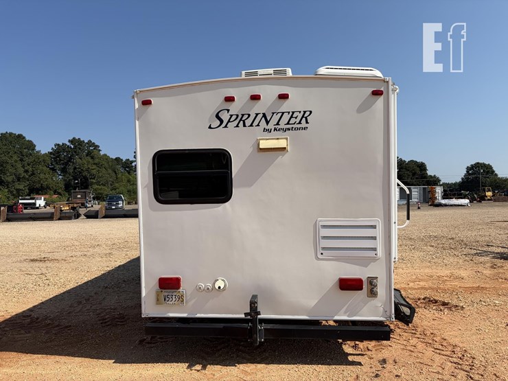 2011-keystone-rv-co-sprinter-255rks-image-4